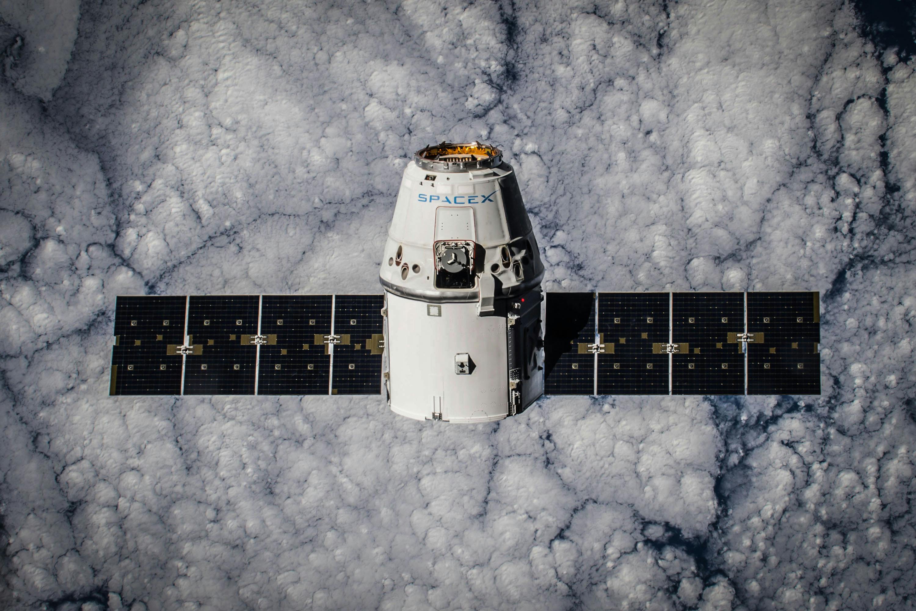 satellite_space_x